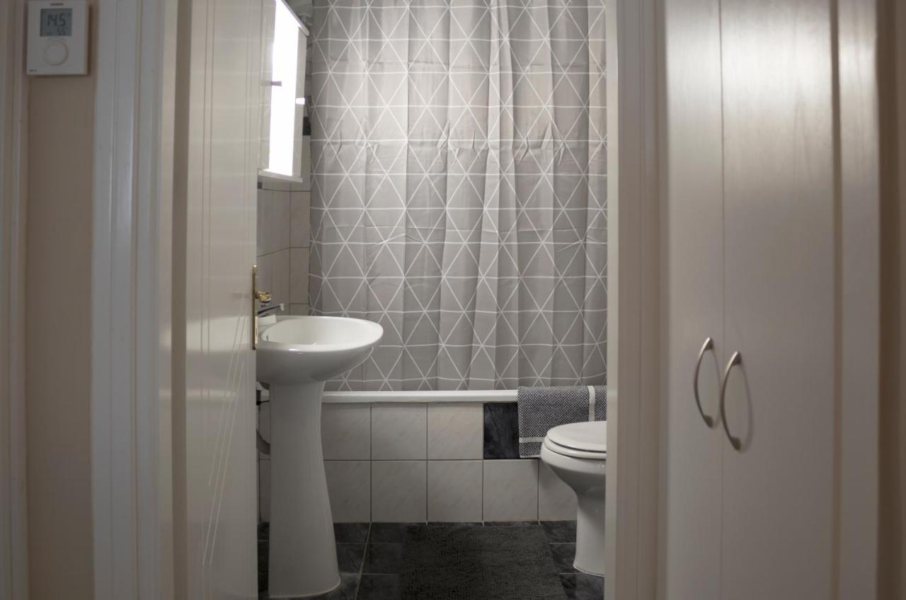Silene Luxury Apartment Nea Peramos  Exterior photo